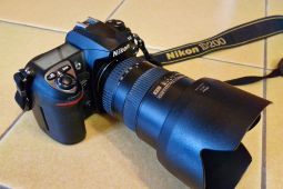 Nikon D200 – tělo