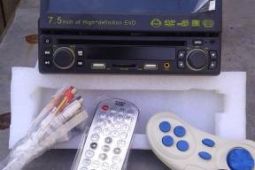 Autorádio s DVD 7,5 LCD+mp3+2x usb+karta+hry