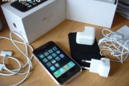 APPLE IPHONE 3GS 32GB BLACK FACTORY Unlocked Phone 3GS32GB 3