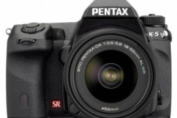 Unikátní Pentax K-5 je tu opět s akcí Cashback